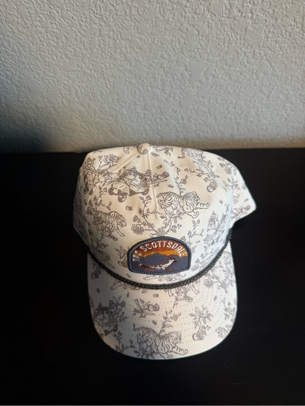 TPC Scottsdale White Floral Tiger Rope Trucker Hat Golf Snapback - Picture 8 of 9